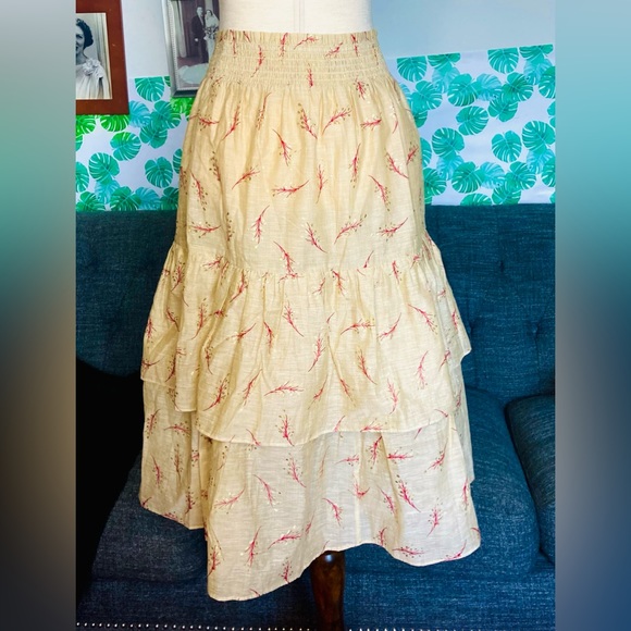 NWT Senlis Red & Gold Leaf Miranda Tiered Ruffle Midi Skirt, Size Medium - Picture 3 of 5